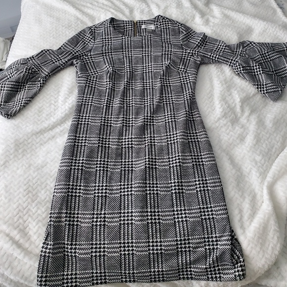 Calvin Klein Dresses & Skirts - Calvin Klein Dress Size 6